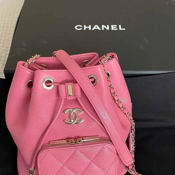NEW 21B Chanel Bucket Bag Pink Crossbody Caviar - Picture 2 of 15